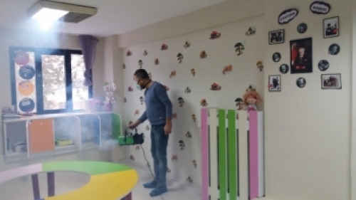 Zorlu Anaokulunda miniklerimizin sağlığı için aylık olarak Js Fresh Air bakteri, virüs temizliği yapılır.